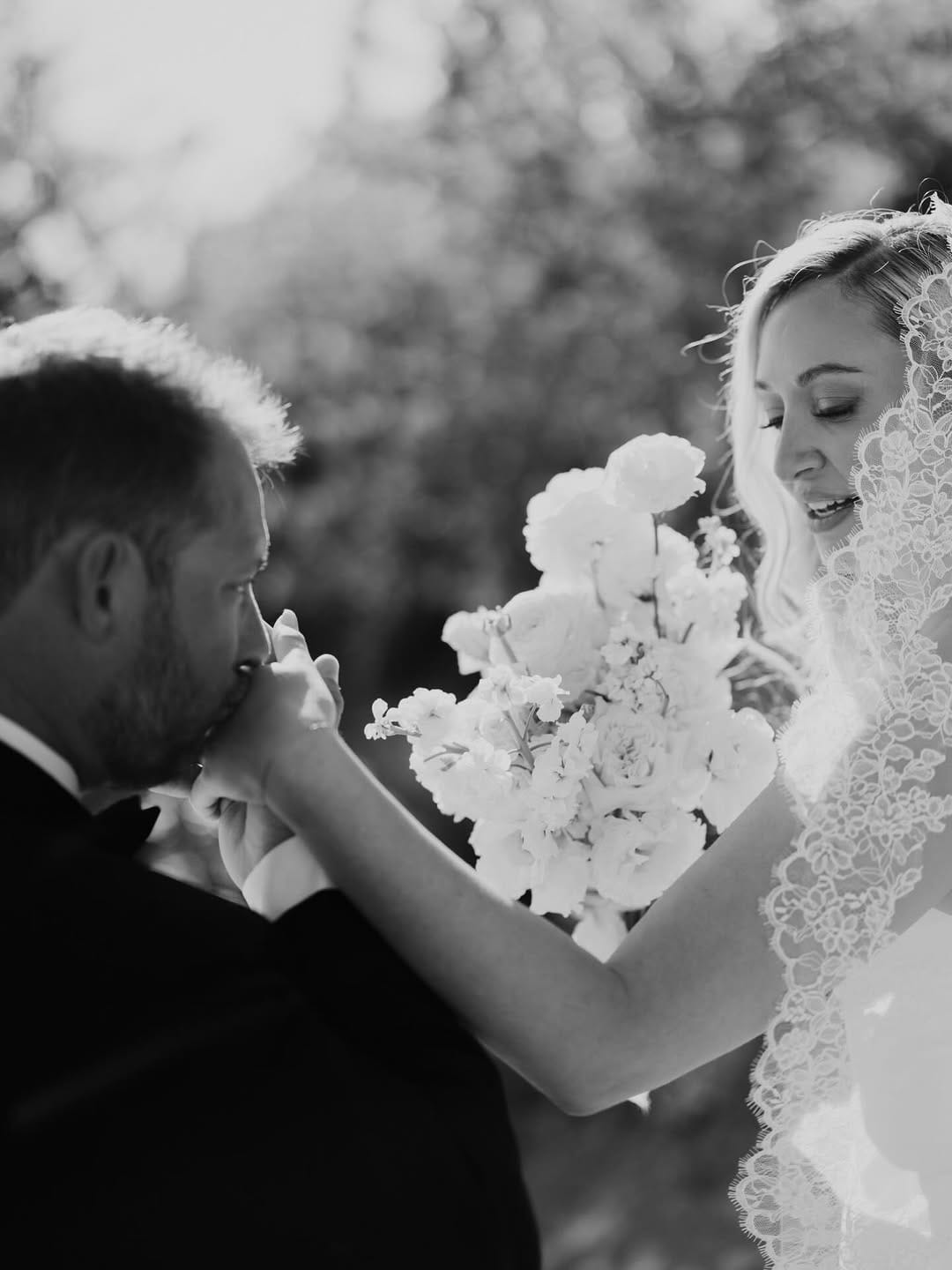 Post 7 by Los Cabos Wedding Planner on Instagram (carousel)