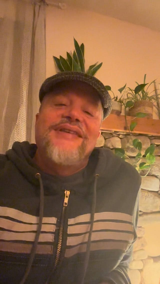 Post 3 by Seán Johnson on Instagram (video)