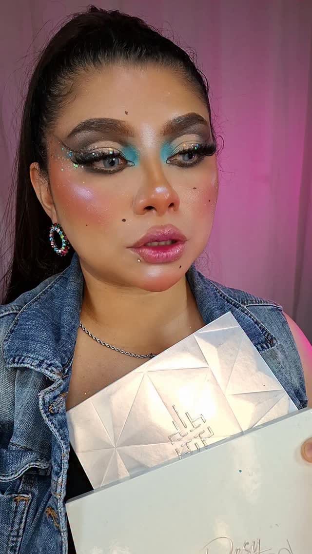 Post 7 by Diana Avila on Instagram (video)