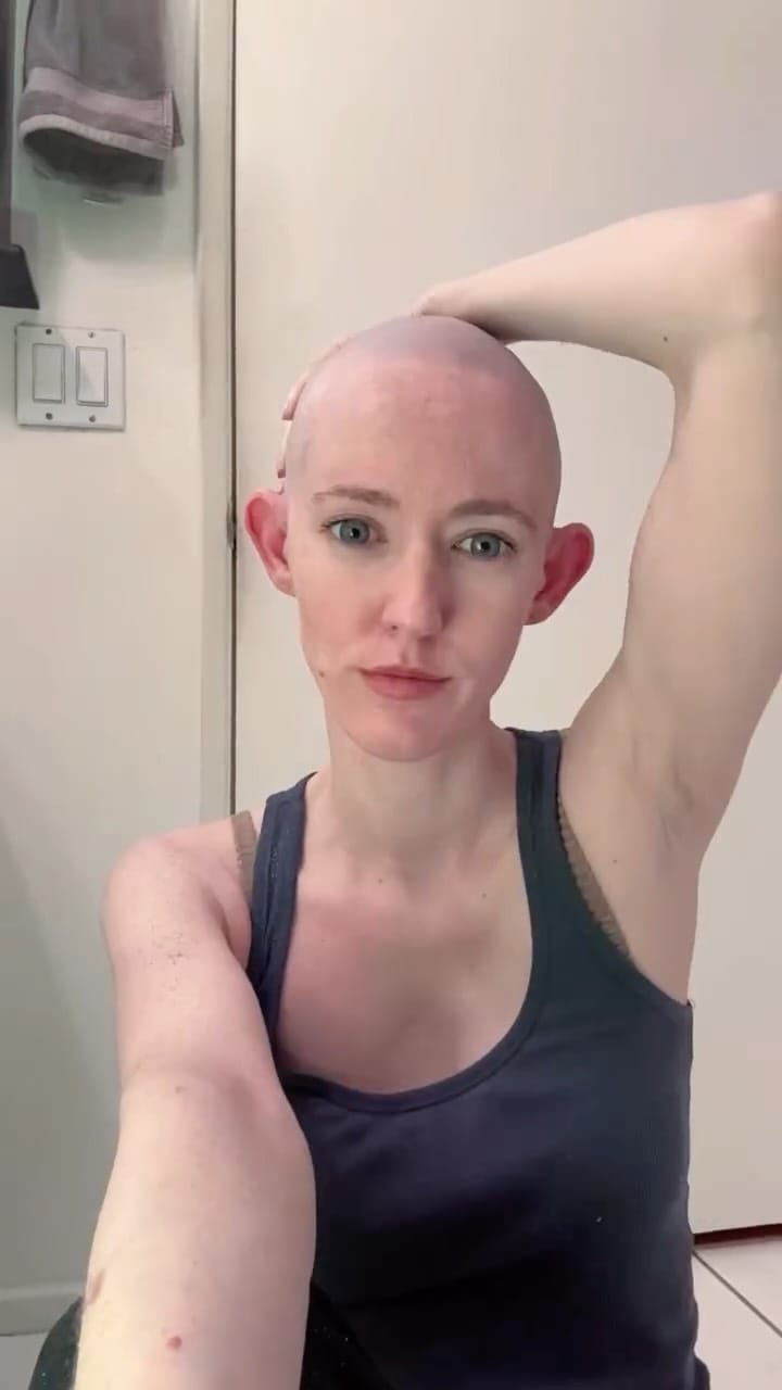 Post 3 by V Nixie on Instagram (video)