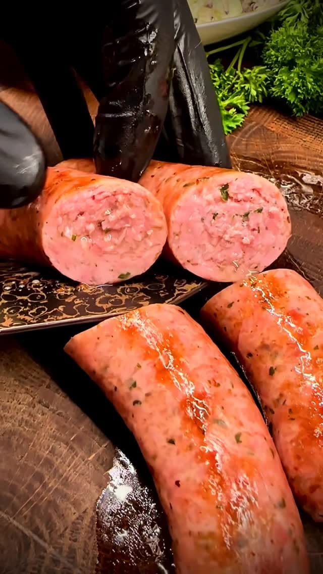 Post 3 by 𝐌𝐄𝐀𝐓•𝐆𝐑𝐈𝐋𝐋•𝐅𝐈𝐑𝐄 on Instagram (video)