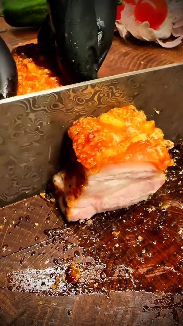 Post 1 by 𝐌𝐄𝐀𝐓•𝐆𝐑𝐈𝐋𝐋•𝐅𝐈𝐑𝐄 on Instagram (video)