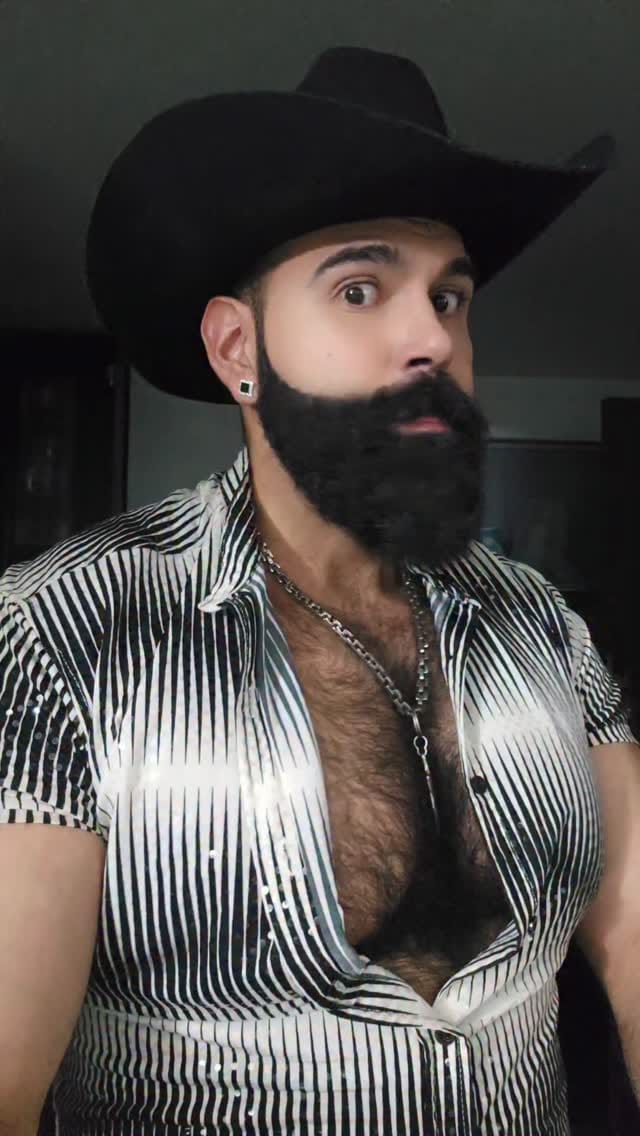 Post 3 by Luis Muba on Instagram (video)