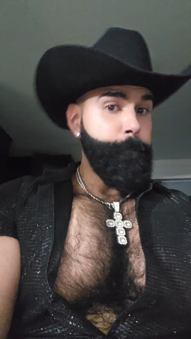Post 9 by Luis Muba on Instagram (video)