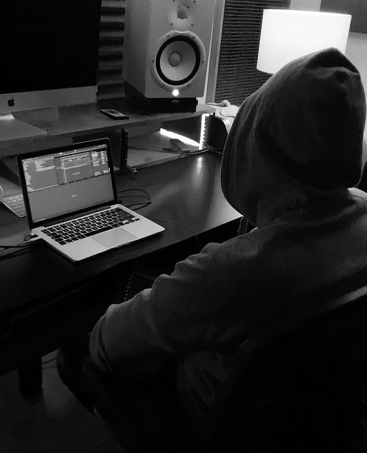 Post 3 by ɴᴀᴋᴜʀᴀᴢʜᴀʜ🔊 on Instagram (image)