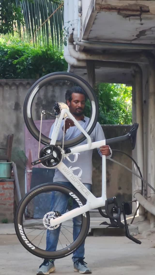 Post 2 by 5AM Bicycle Studio on Instagram (video)