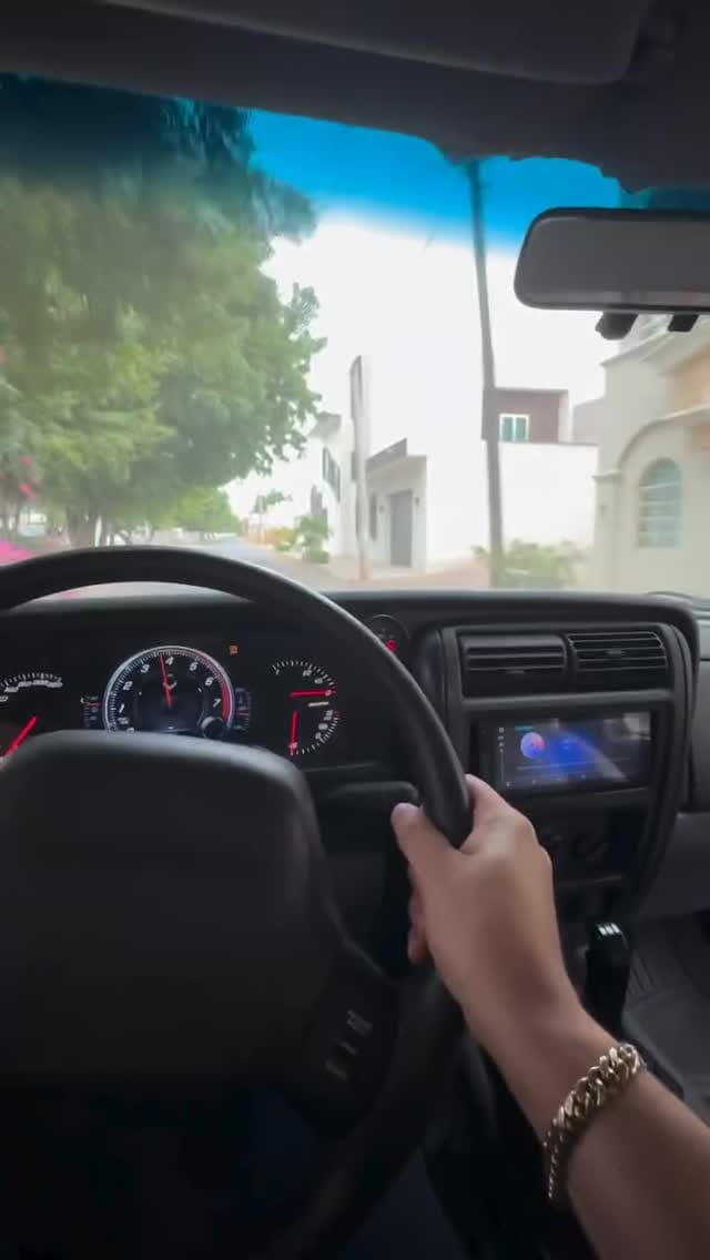 Post 2 by Jeeps_cln🏜️‼️ on Instagram (video)