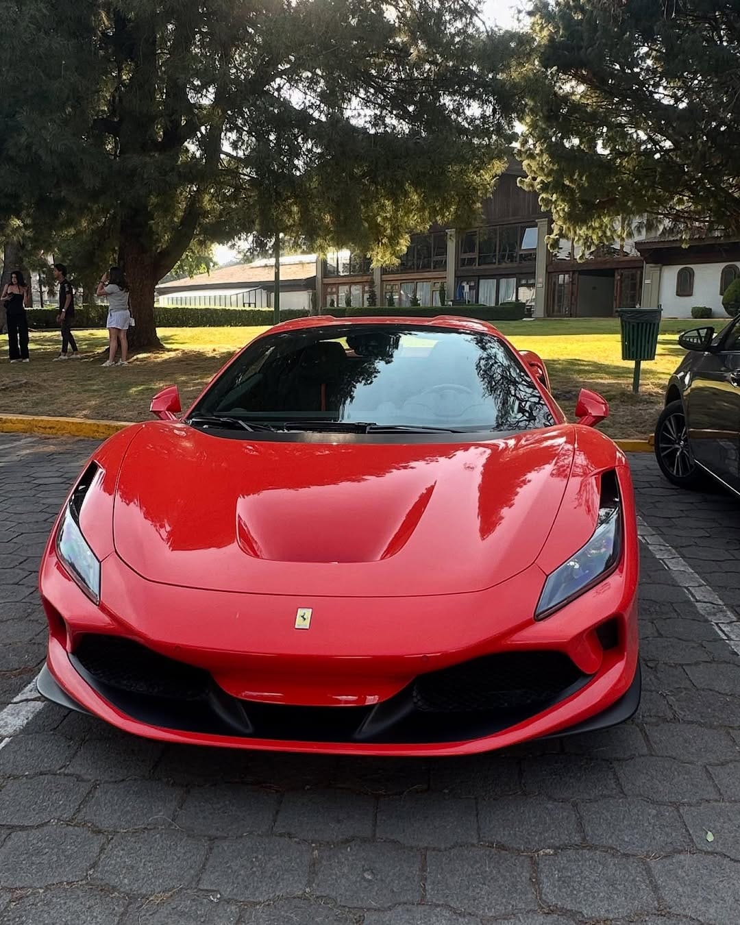 Post 9 by Autos Exóticos T/M on Instagram (carousel)