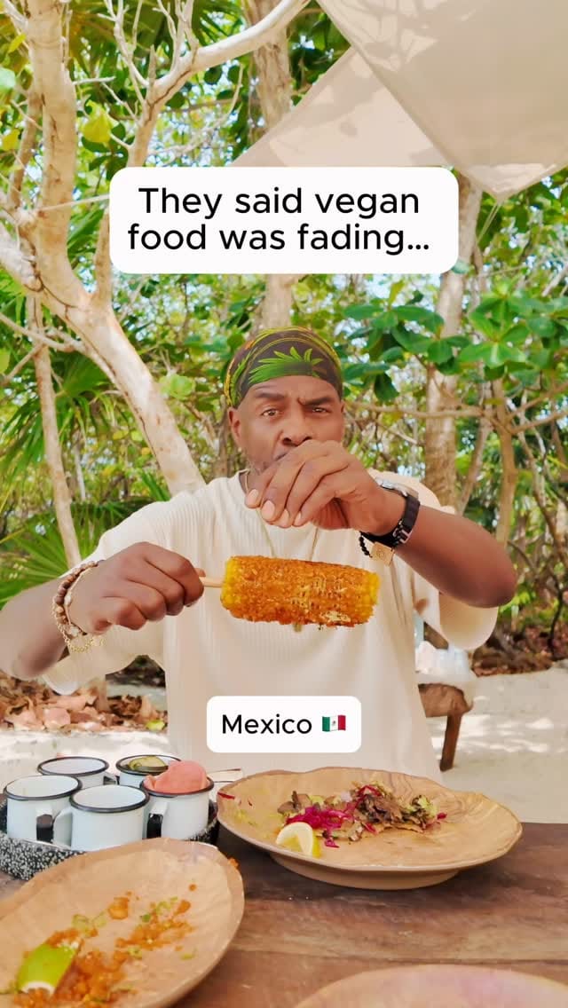 Post 1 by Charly's Vegan Tacos “CVT” on Instagram (video)