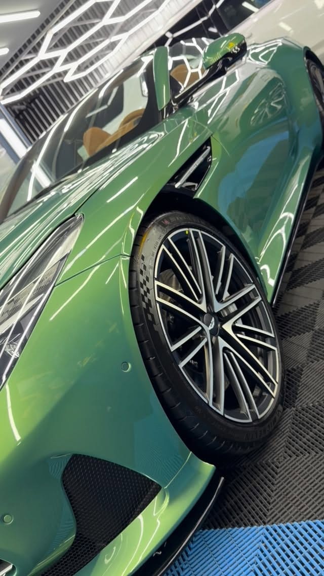 Post 8 by KingDetailer on Instagram (video)
