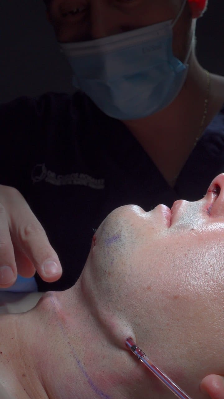 Post 10 by Dr. Carlos Rosales on Instagram (video)