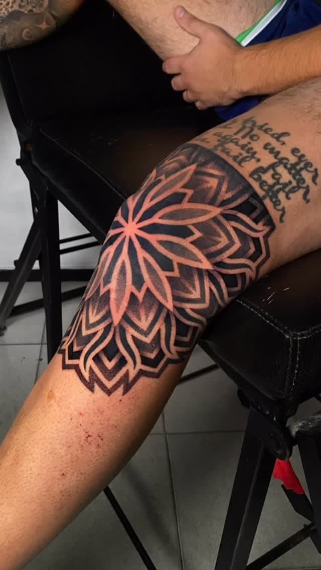 Post 7 by Ritual Tattoo Estudio Uruguay on Instagram (video)