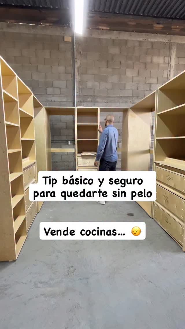 Post 1 by Cocinas Tijuana - Doig Woodwork on Instagram (video)