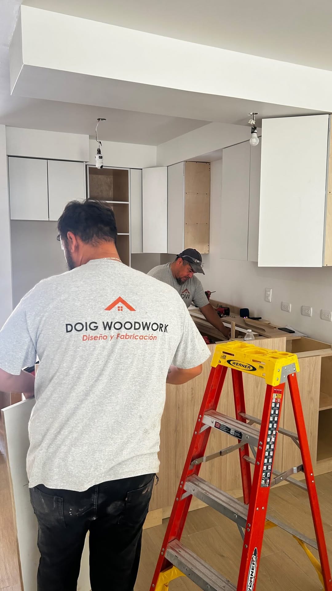 Post 7 by Cocinas Tijuana - Doig Woodwork on Instagram (video)