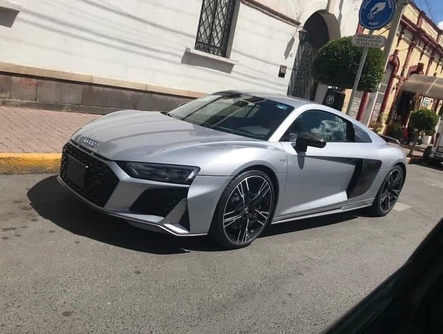 Post 8 by Autos Exóticos Hidalgo on Instagram (carousel)