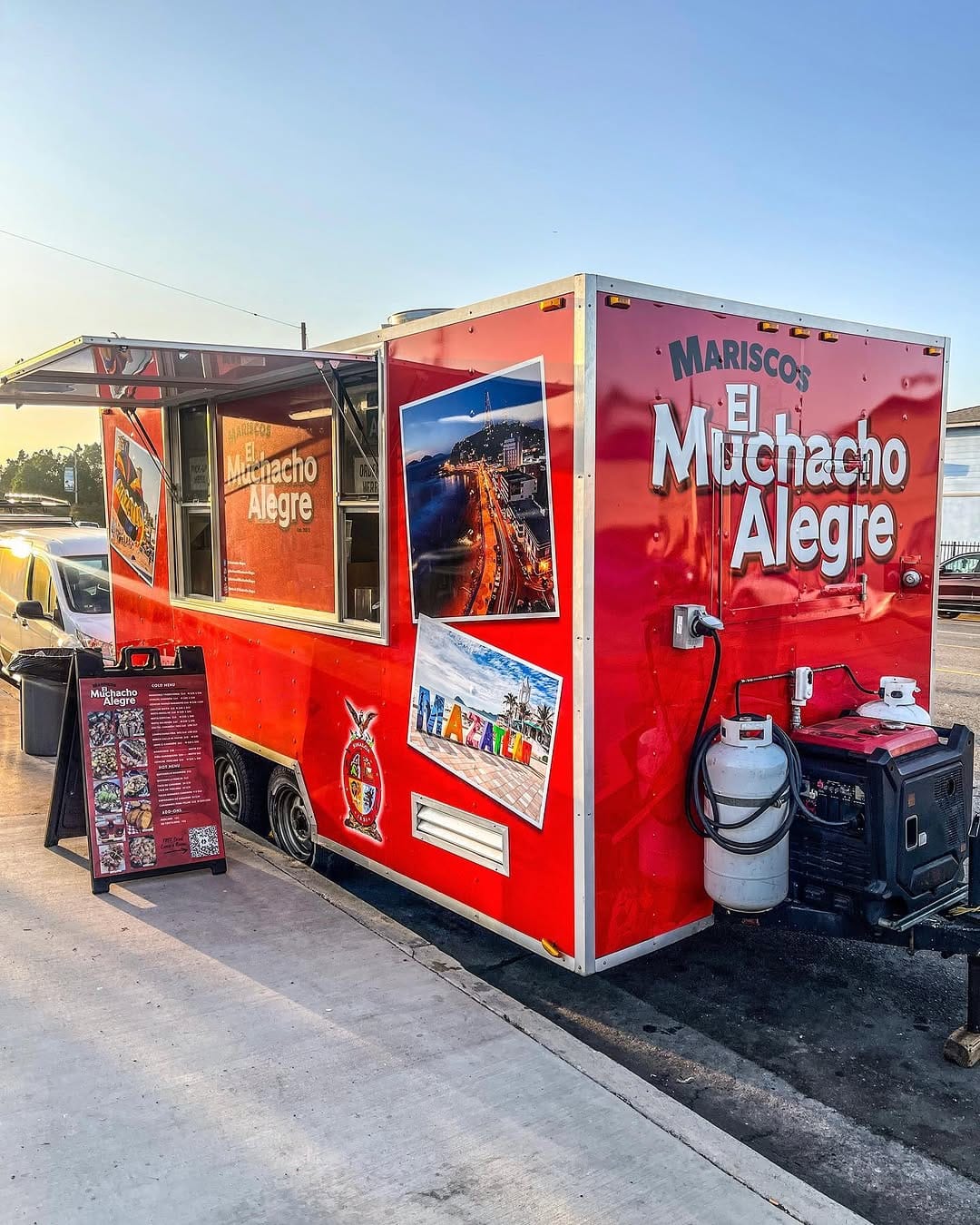 Post 8 by El Muchacho Alegre🦐🐙🔥 on Instagram (image)