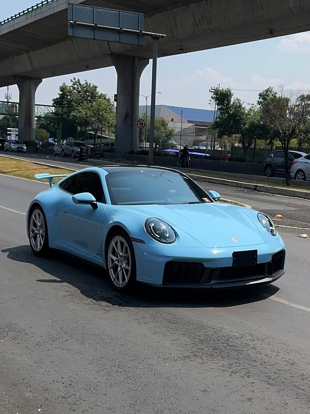 Post 4 by Autos Exóticos de CDMX 🇲🇽 on Instagram (carousel)