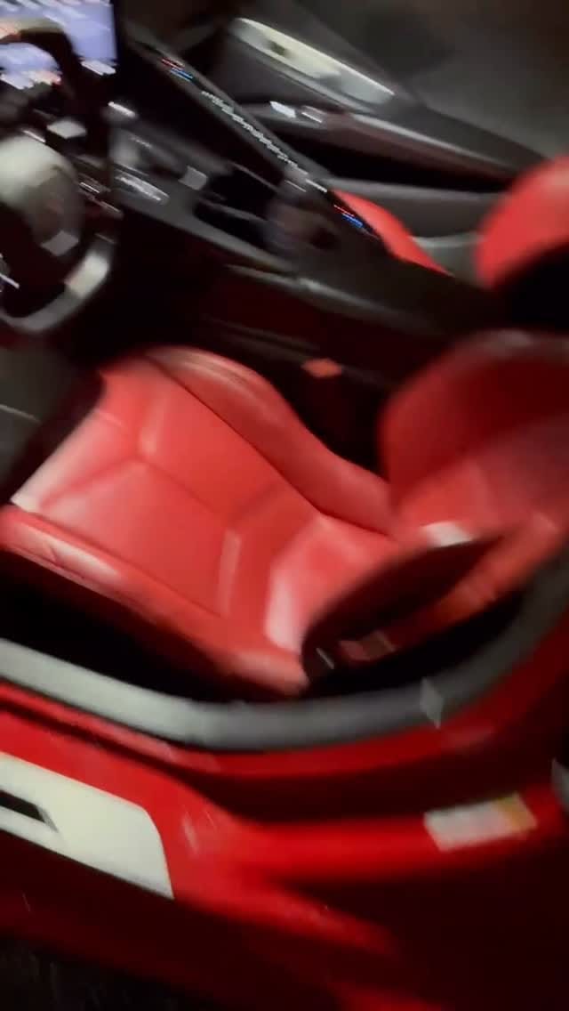 Post 4 by SUPERCARS 🏁 on Instagram (video)
