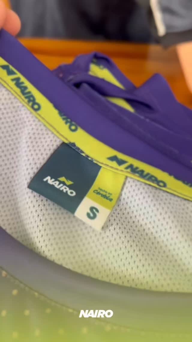 Post 7 by NAIRO on Instagram (video)