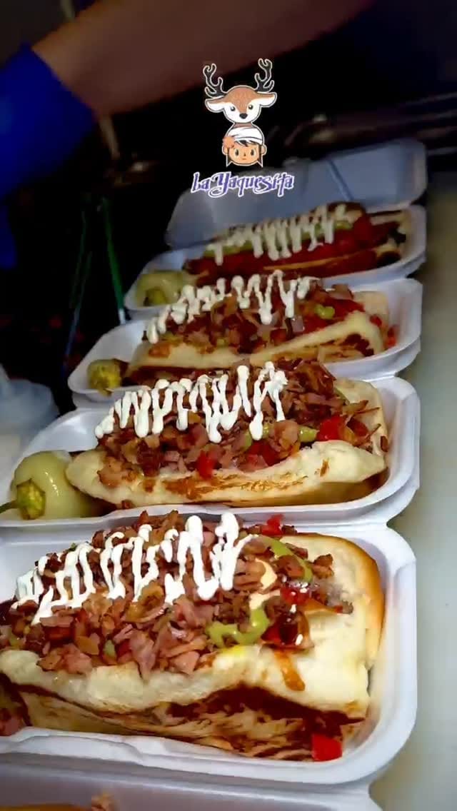 Post 2 by HOT DOGS LA YAQUESITA ™️ on Instagram (video)