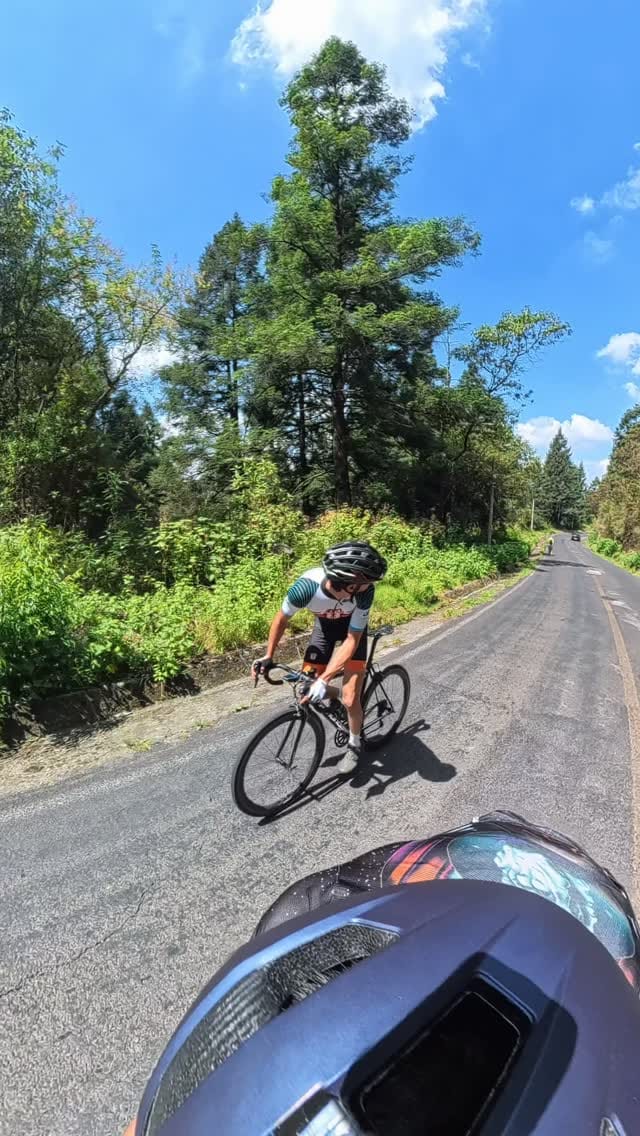 Post 5 by Java Bikes Mexico on Instagram (video)