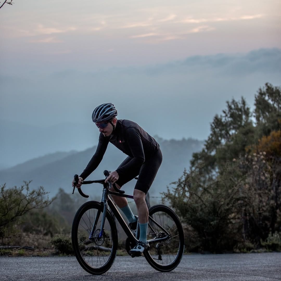 Post 9 by Java Bikes Mexico on Instagram (image)