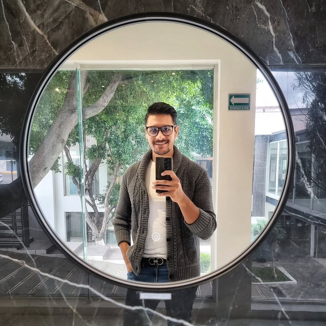 Post 10 by Phelippe Ramoss on Instagram (image)