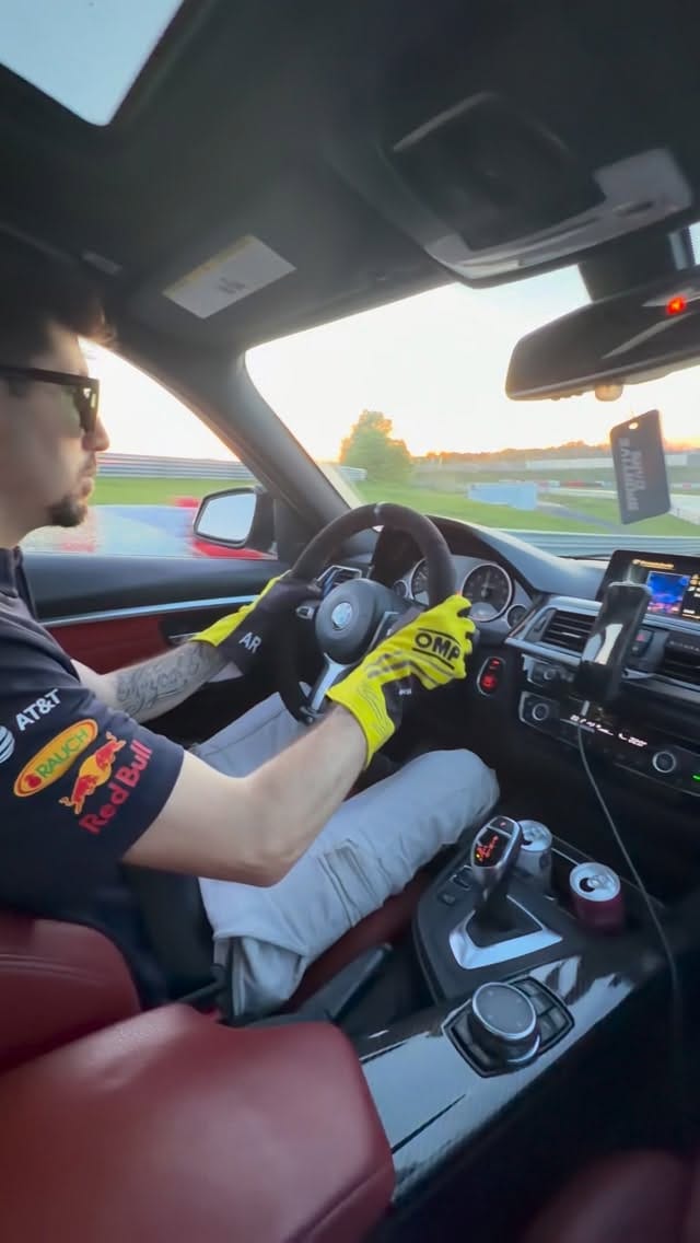 Post 4 by Arthur Gumpesberger🤠 on Instagram (video)