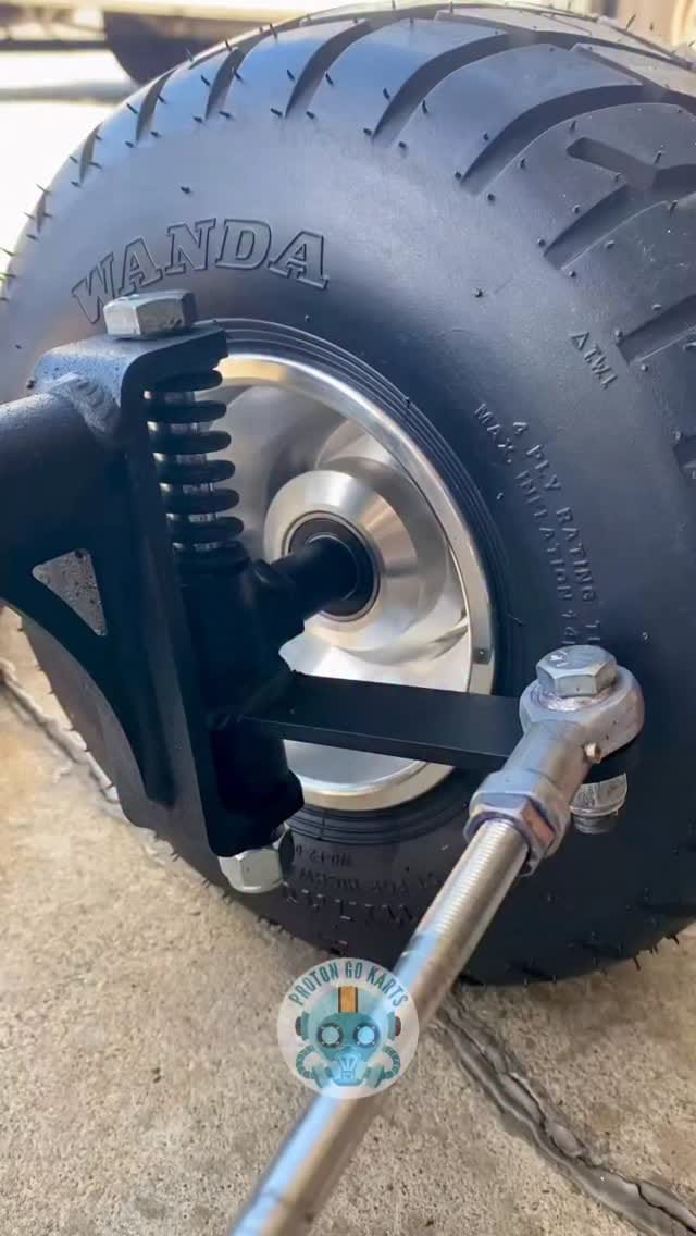 Post 3 by PROTONGK on Instagram (video)