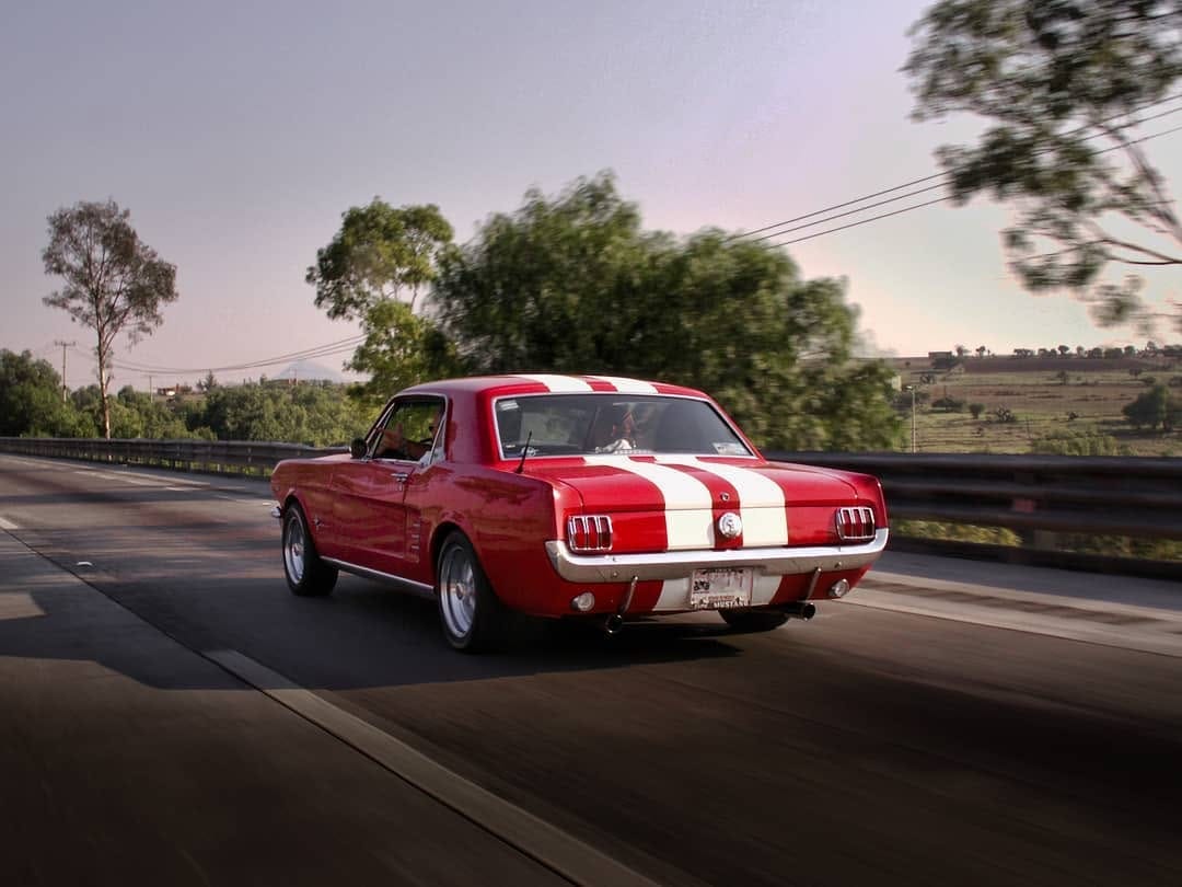 Post 6 by Automóviles Clásicos México on Instagram (image)