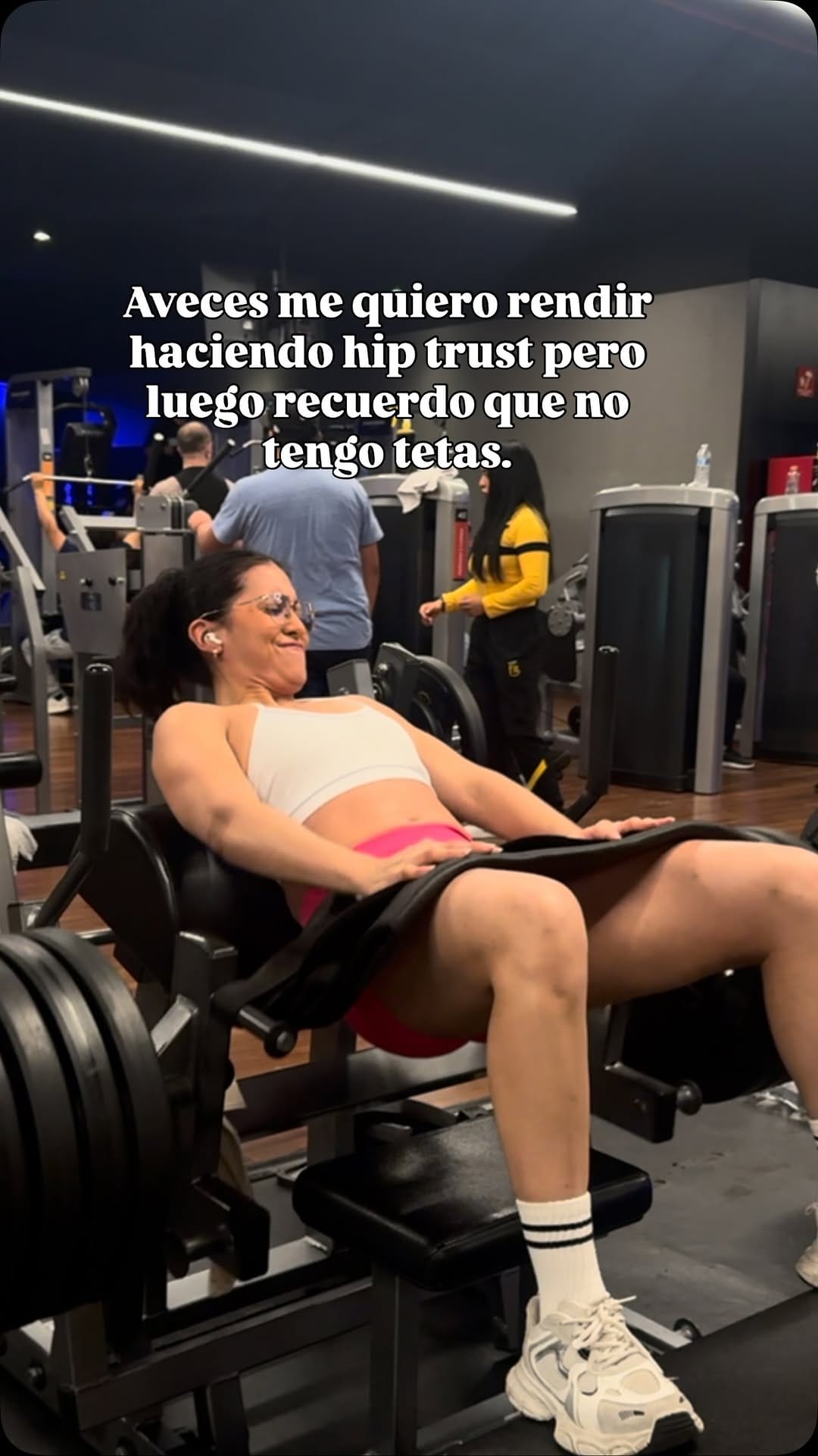 Post 3 by Ana Romero on Instagram (video)