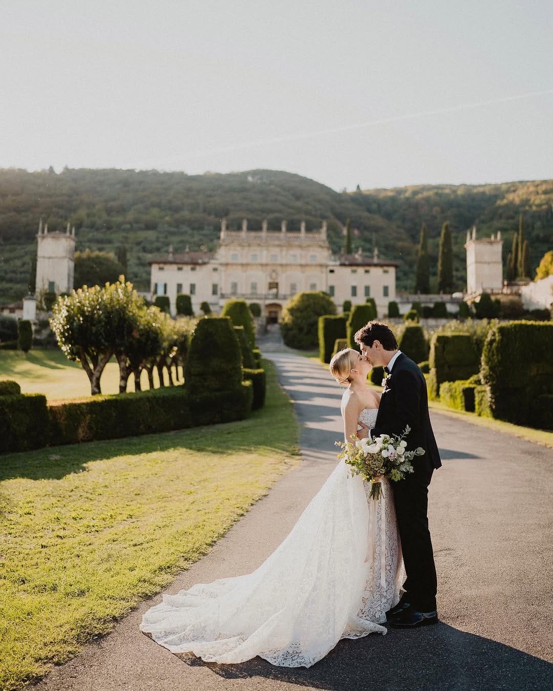 Post 6 by Enrico & Eleonora Studio on Instagram (carousel)