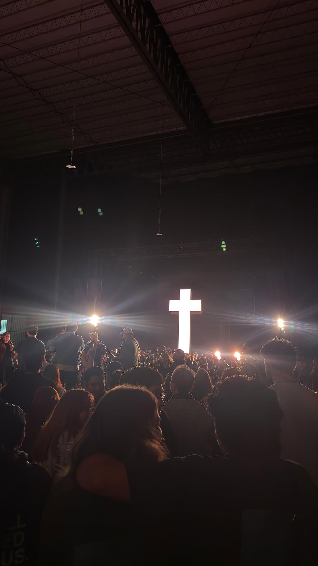 Post 4 by Alecs Baez on Instagram (video)