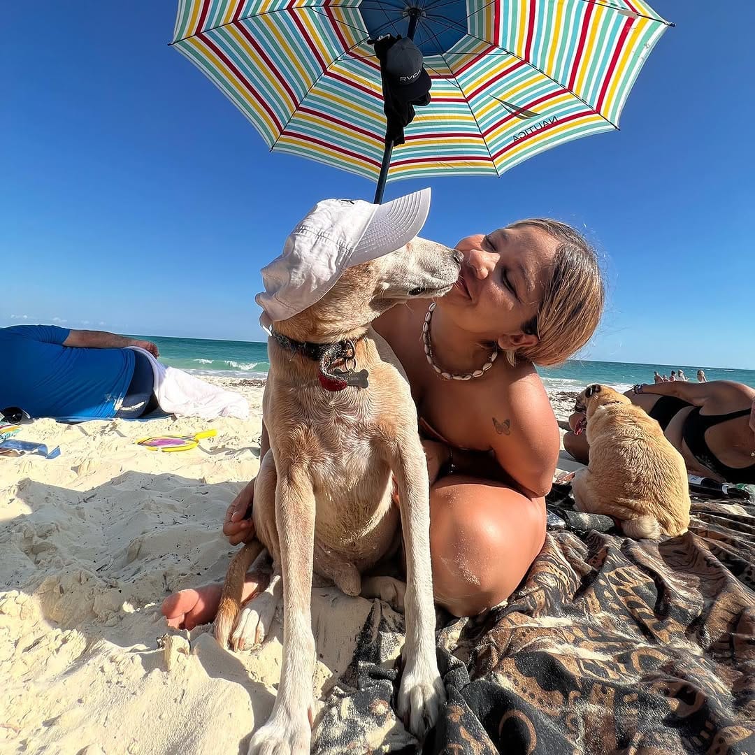 Post 9 by Thalia Vazquez on Instagram (carousel)