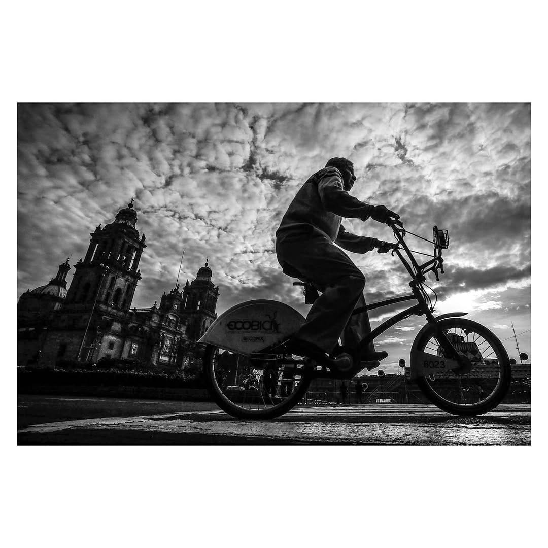 Post 5 by Juan Carlos Reyes G on Instagram (image)