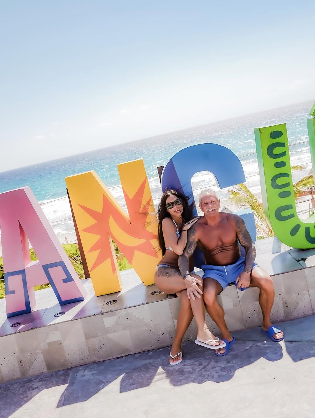 Post 9 by XRCANCUN | PRO PHOTOGRAPHER & CONTENT CREATOR | CANCUN on Instagram (carousel)