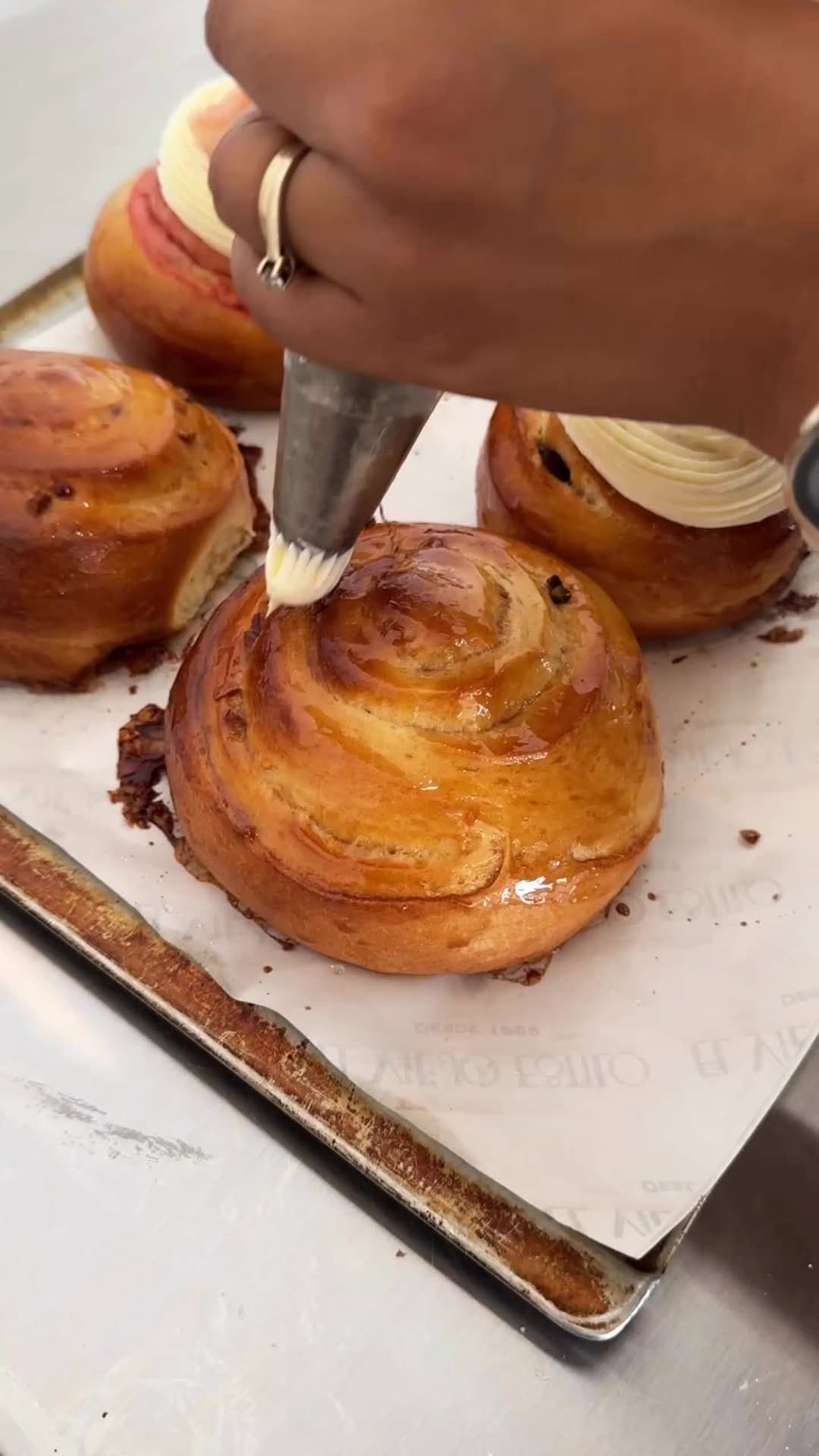 Post 10 by El Viejo Estilo - Panaderia on Instagram (video)