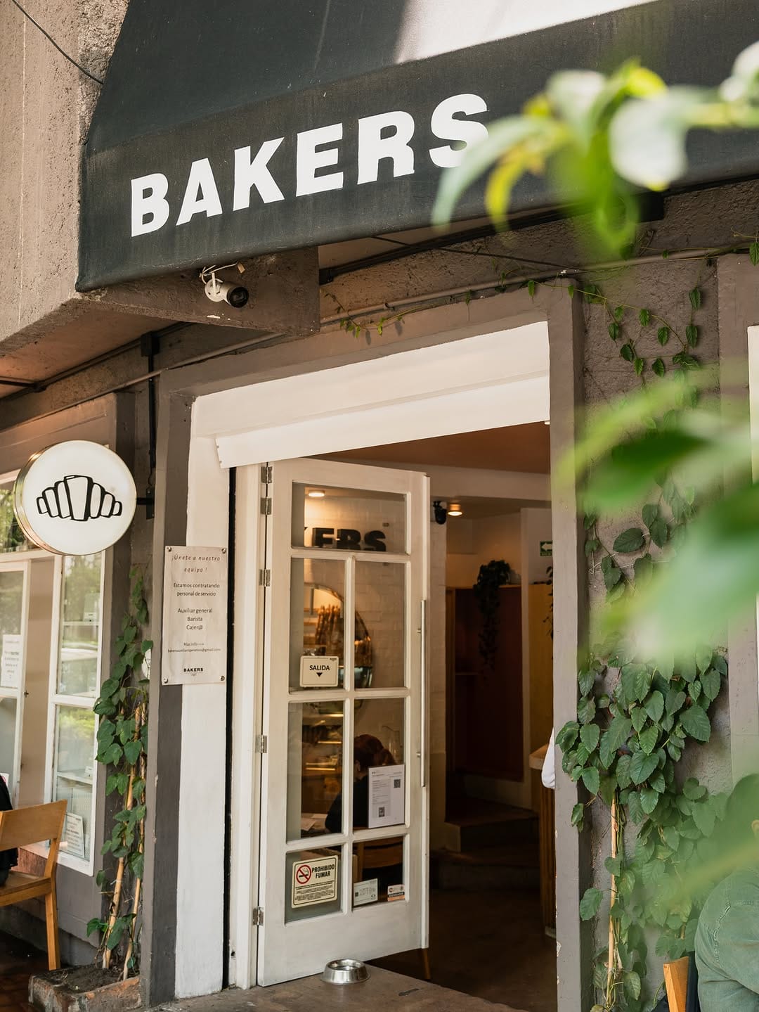 Post 2 by Bakers Mexico on Instagram (carousel)