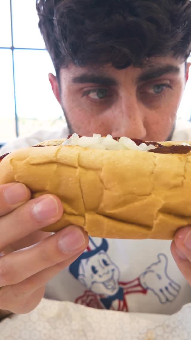 Post 9 by Blake’s LOTABURGER on Instagram (video)