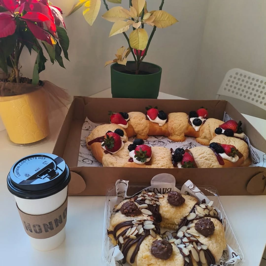 Post 10 by Café Nonno on Instagram (carousel)
