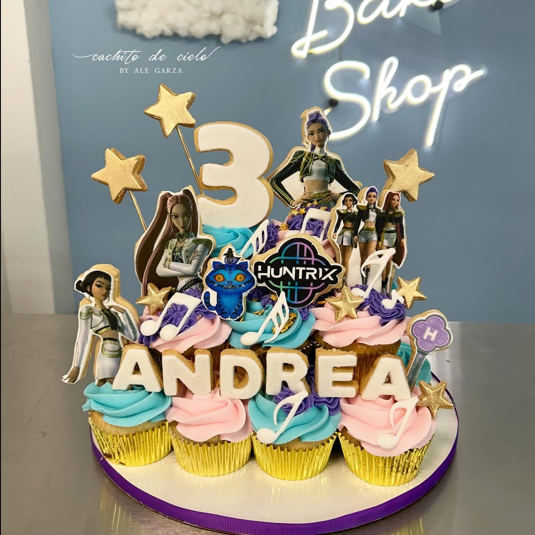Post 3 by Pasteles creativos en Monterrey✨ on Instagram (image)