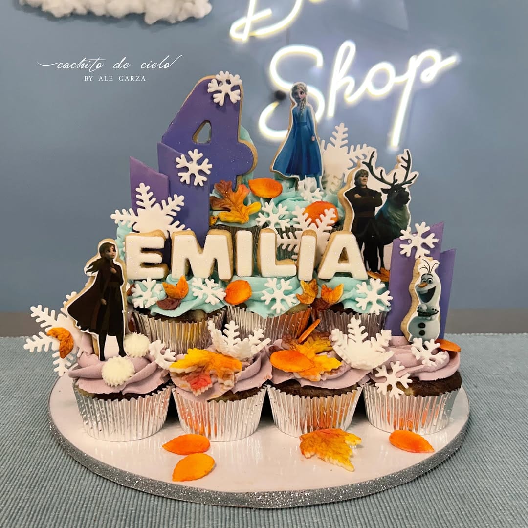Post 8 by Pasteles creativos en Monterrey✨ on Instagram (image)
