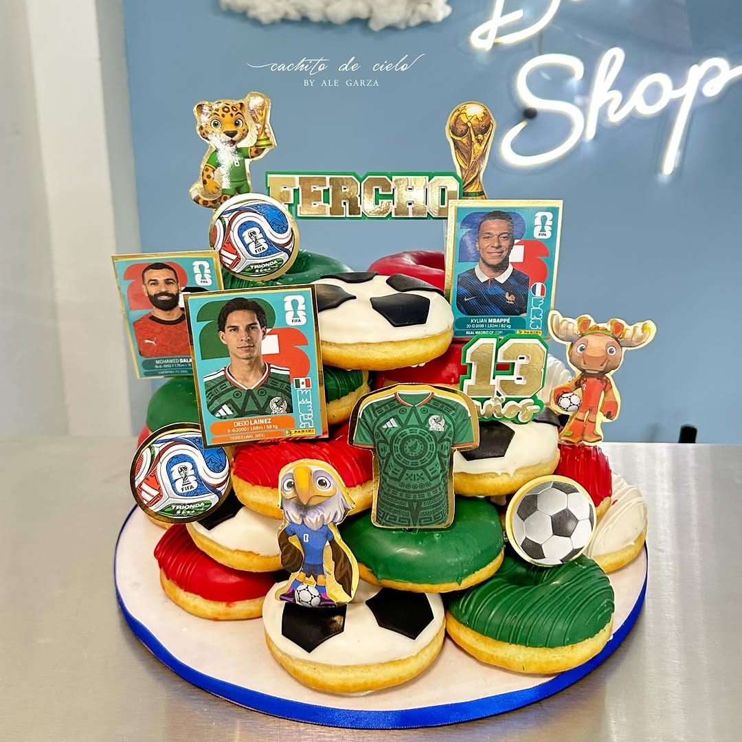 Post 6 by Pasteles creativos en Monterrey✨ on Instagram (carousel)
