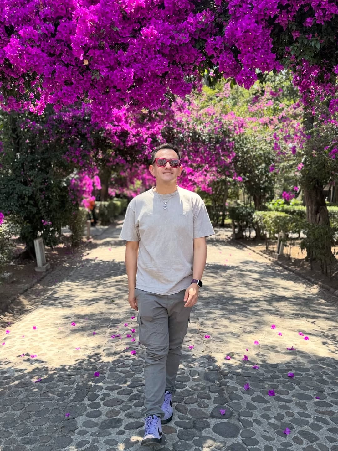 Post 6 by Eduardo Zárraga on Instagram (image)