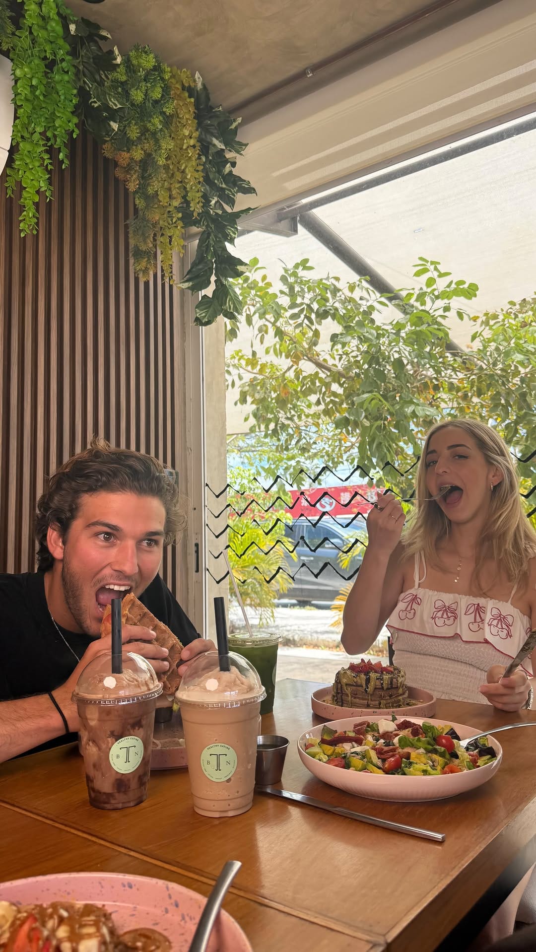 Post 10 by Talula Bar Natural on Instagram (video)