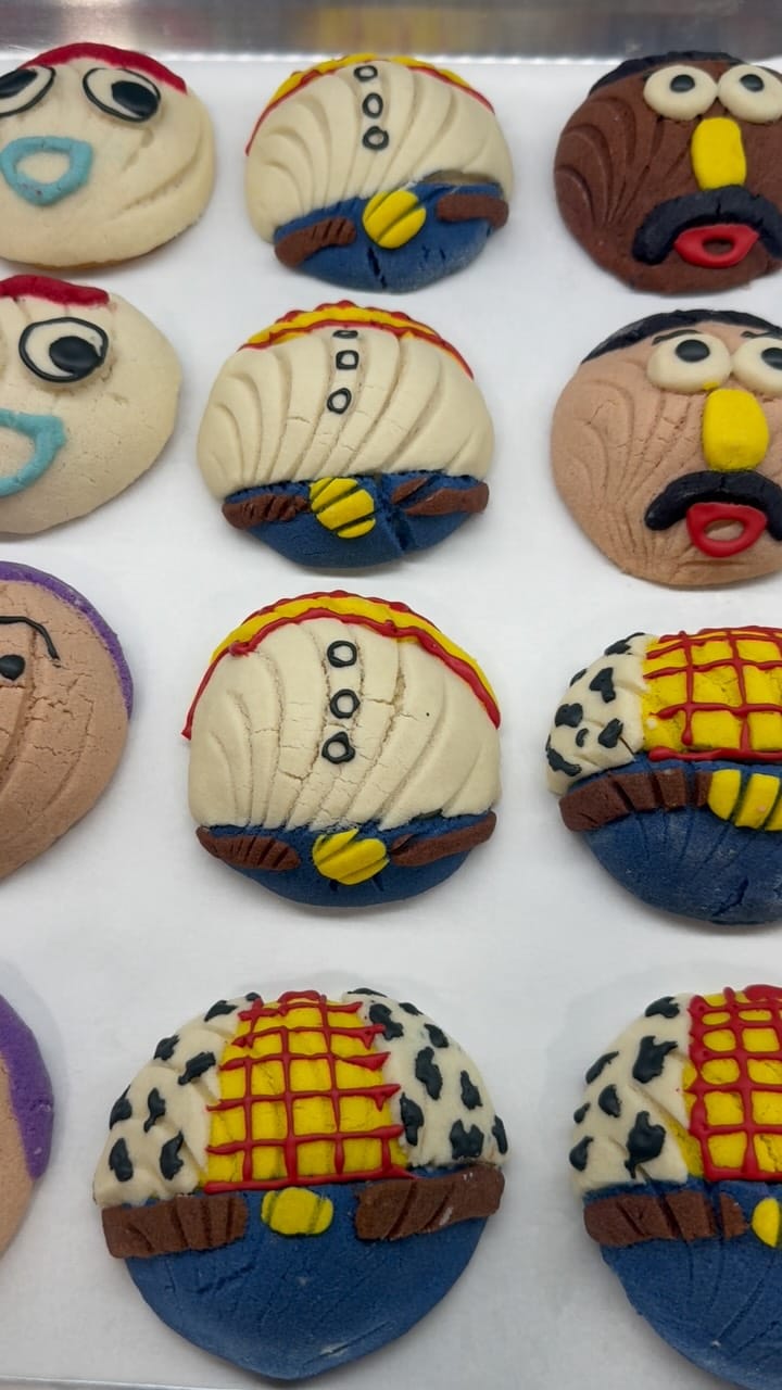 Post 5 by Dulcinea Baking Co on Instagram (video)
