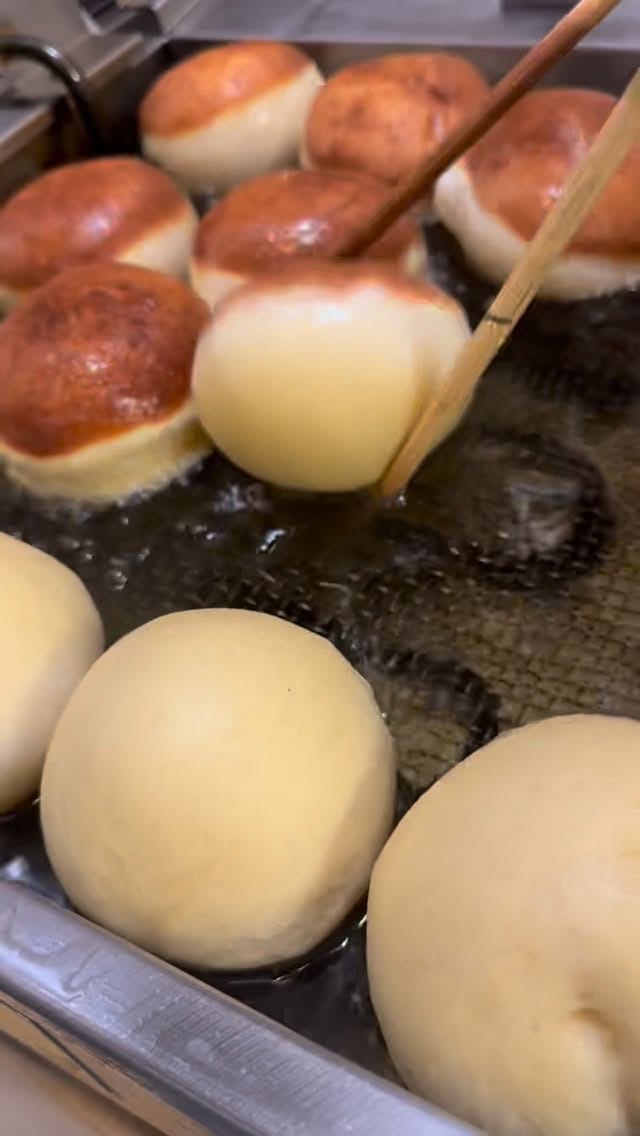 Post 7 by Blooming Buns Bakehouse on Instagram (video)