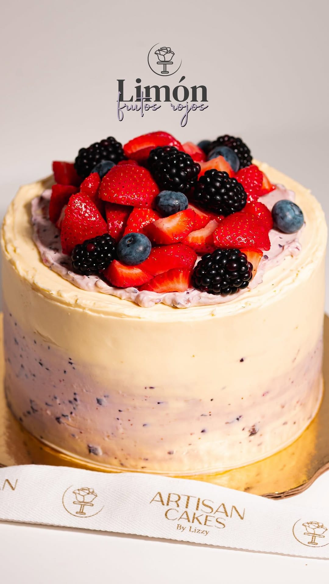 Post 8 by Artisan Cakes By Lizzy on Instagram (video)