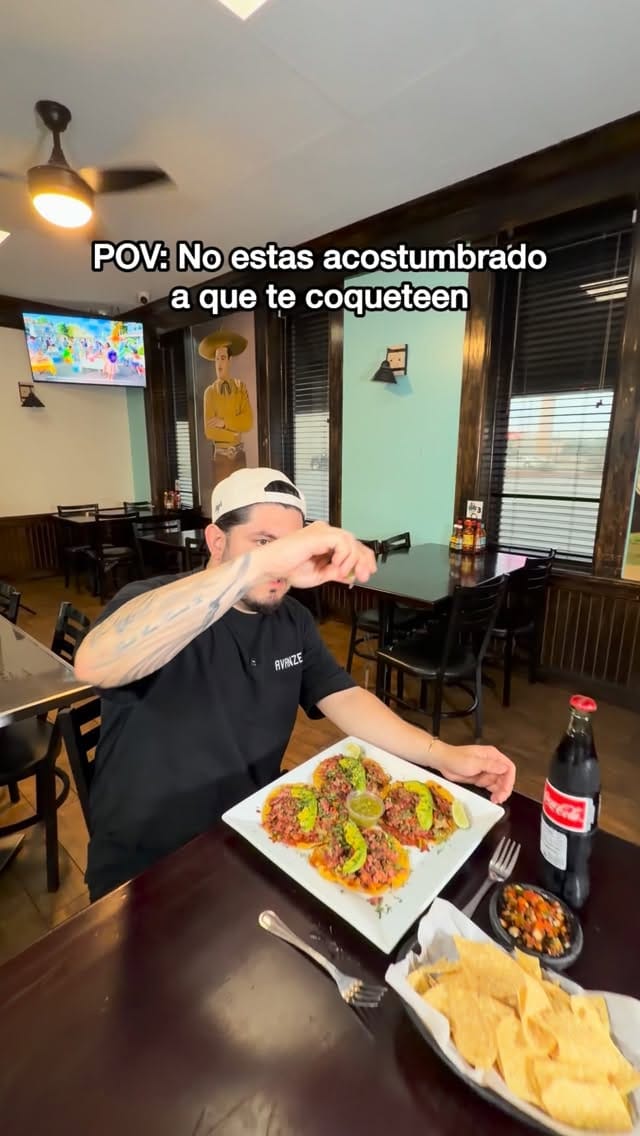 Post 4 by Mariscos El Malecon on Instagram (video)