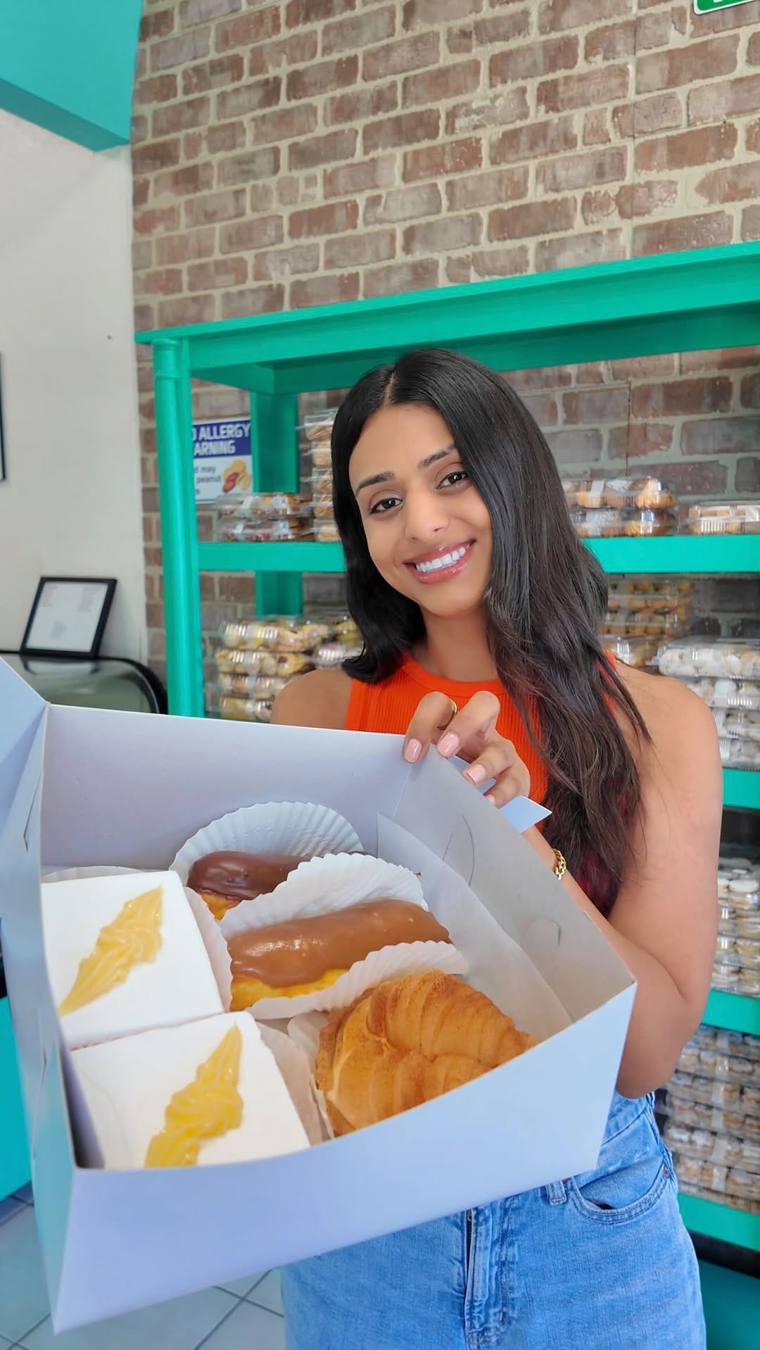 Post 2 by Toluca Bakery on Instagram (video)